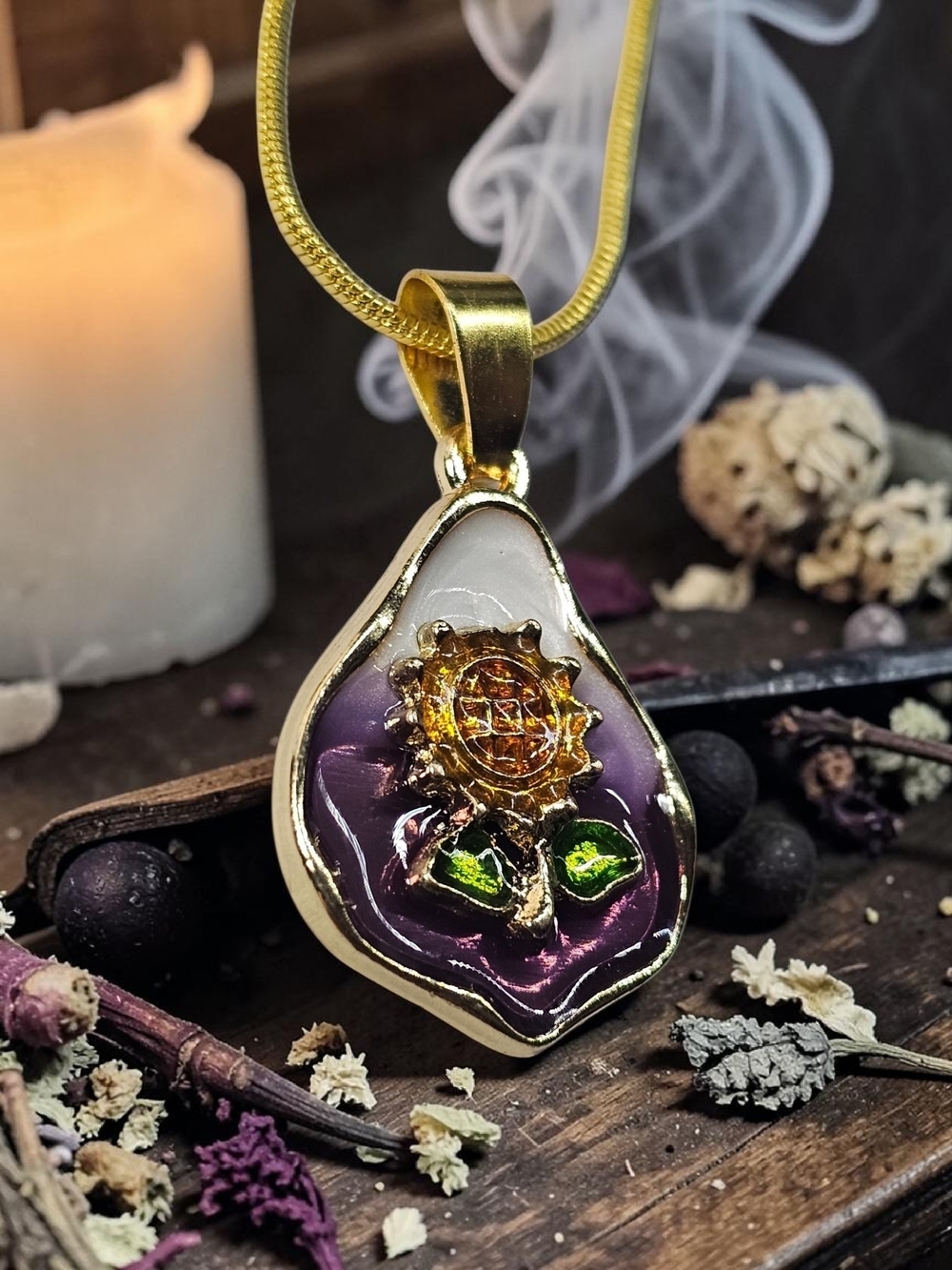 Gold-Trim Purple Floral Pendant Necklace